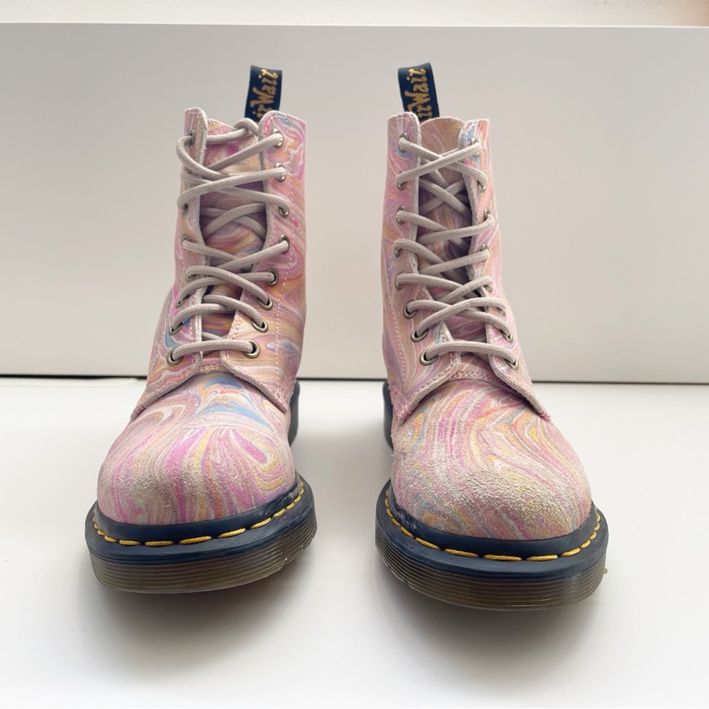 Dr Martens pascal 1460 MARBLED SUEDE LACE UP BOOTS rainbow unicorn girly combat - Picture 3 of 11